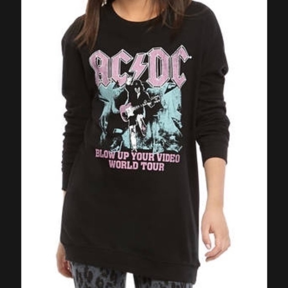 AC/DC tour graphic pullover long sleeve tee